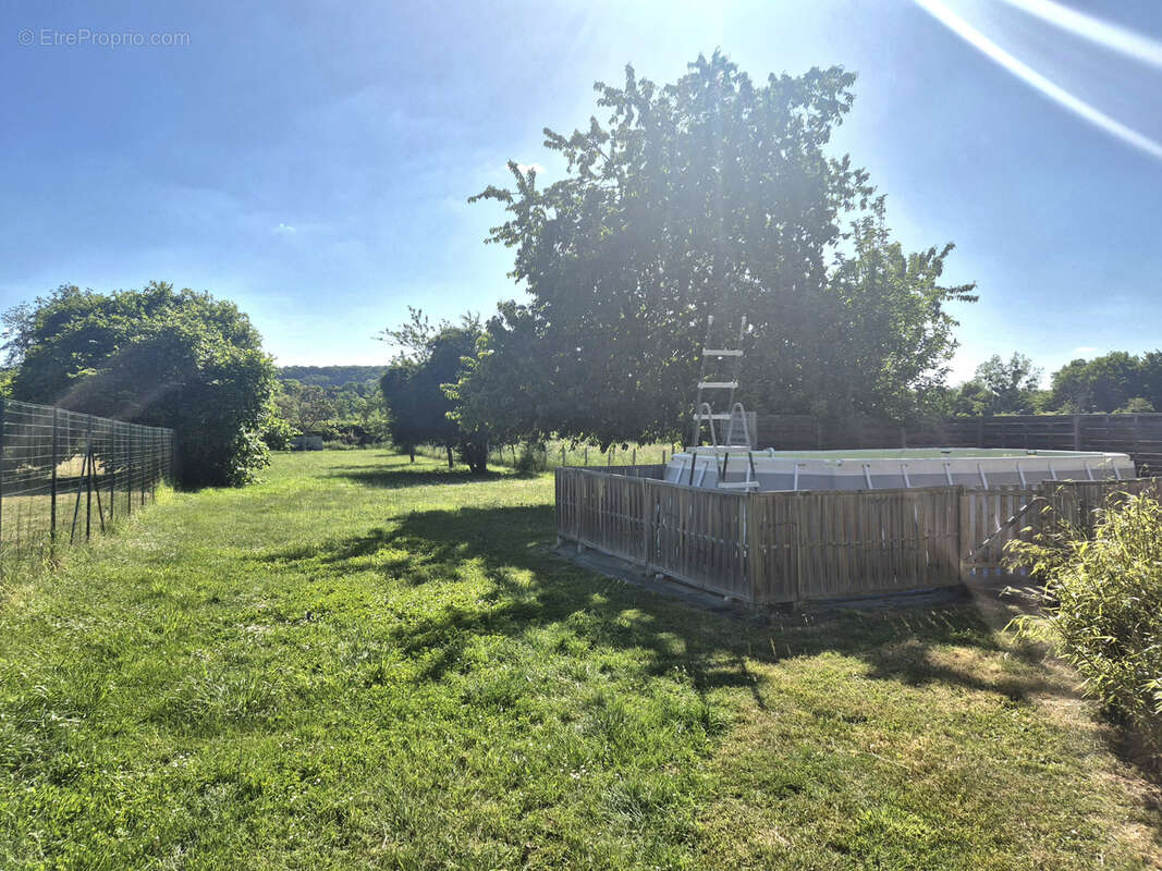 Maison à BELLOU-SUR-HUISNE