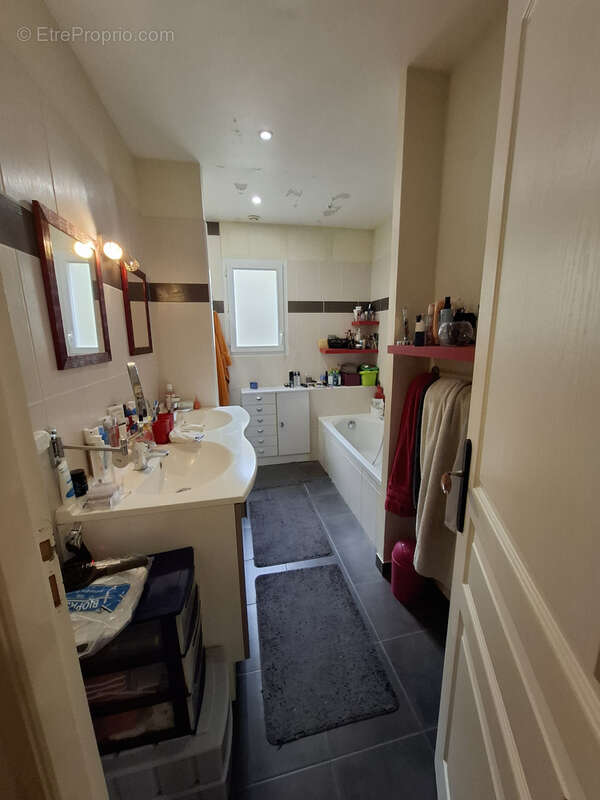 Maison à BELLOU-SUR-HUISNE