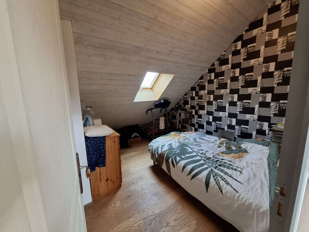 Maison à BELLOU-SUR-HUISNE