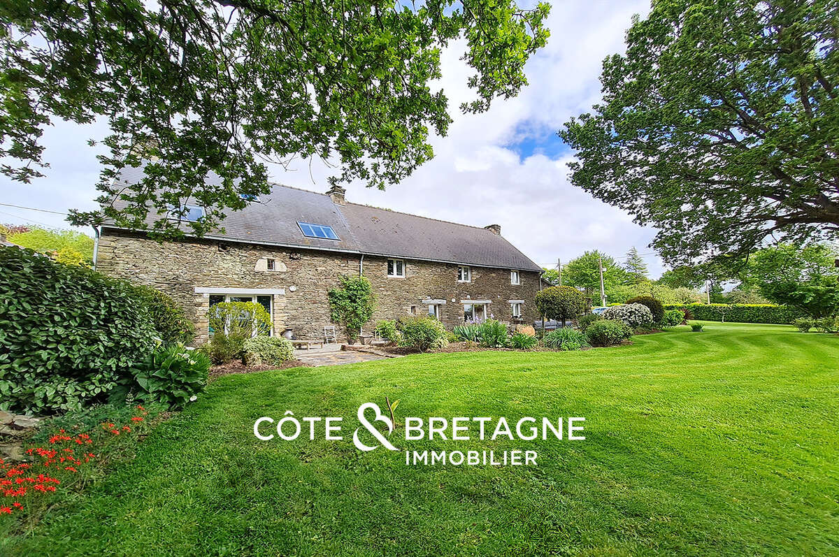 Maison à PLOERMEL
