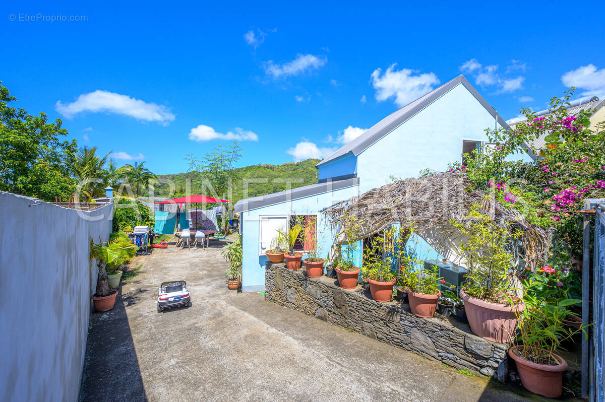 Maison à ENTRE-DEUX