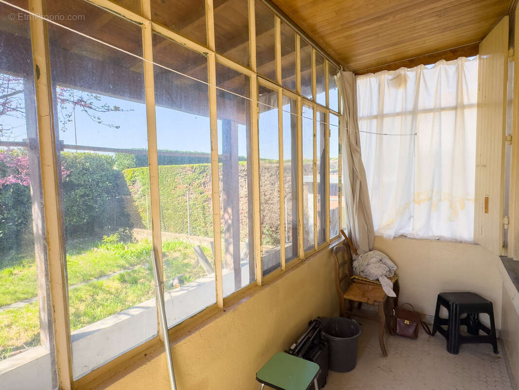 Maison à MONTELIMAR