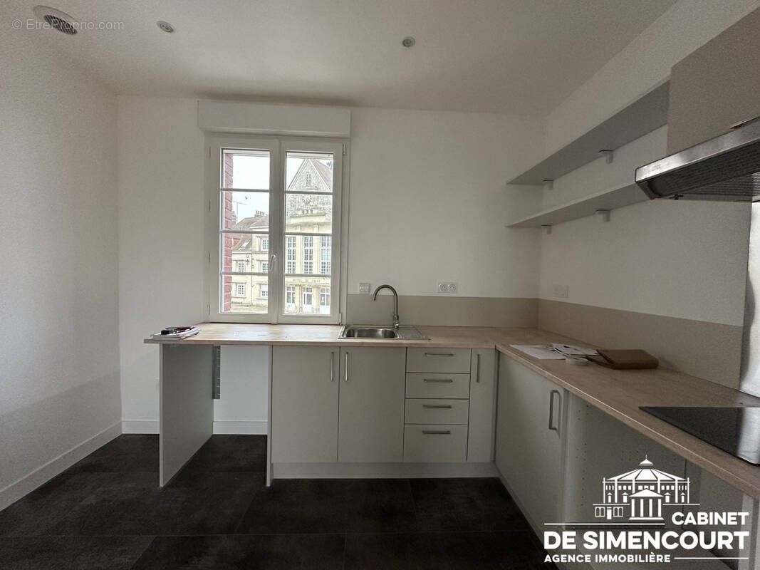 Appartement à LONGPRE-LES-CORPS-SAINTS