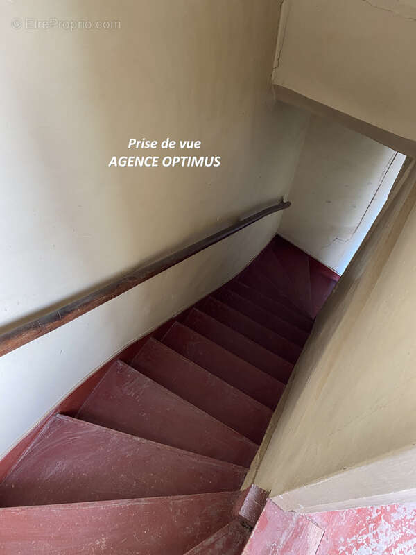 Maison à VILLENEUVE-LA-GUYARD