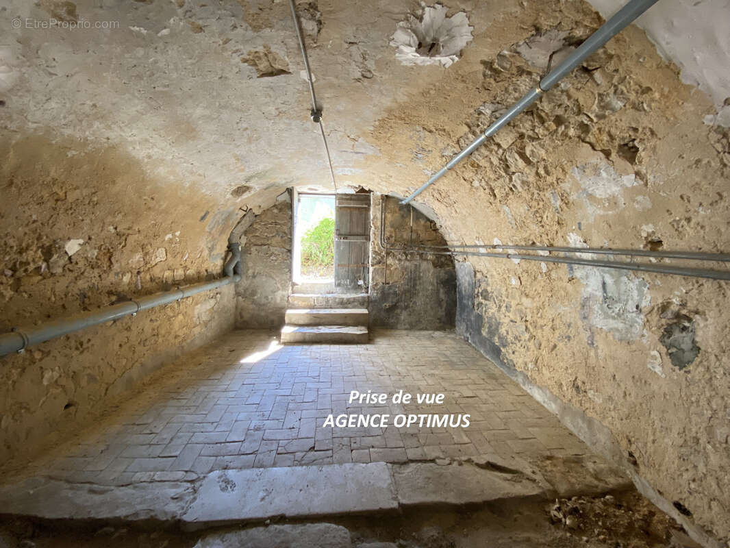 Maison à VILLENEUVE-LA-GUYARD