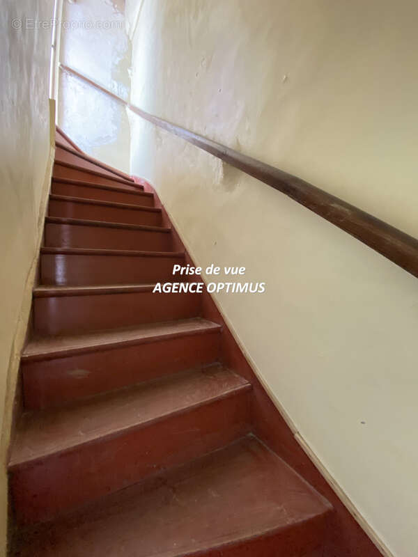 Maison à VILLENEUVE-LA-GUYARD