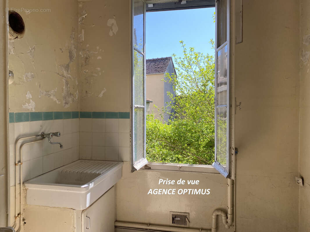 Maison à VILLENEUVE-LA-GUYARD