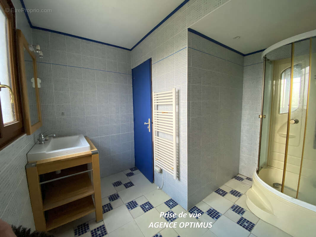 Maison à VILLENEUVE-LA-GUYARD