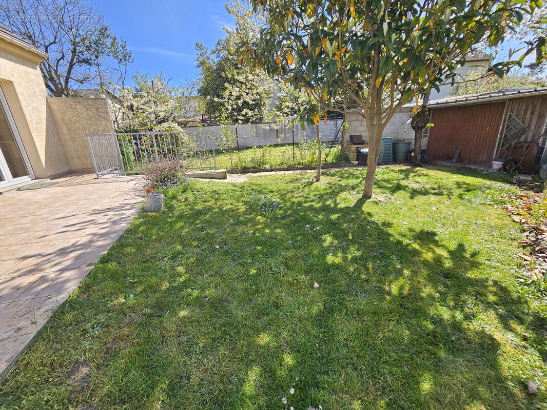 Maison à LIVRY-GARGAN