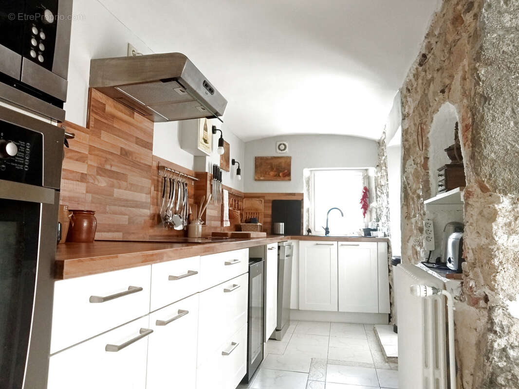 Maison à LIVRON-SUR-DROME