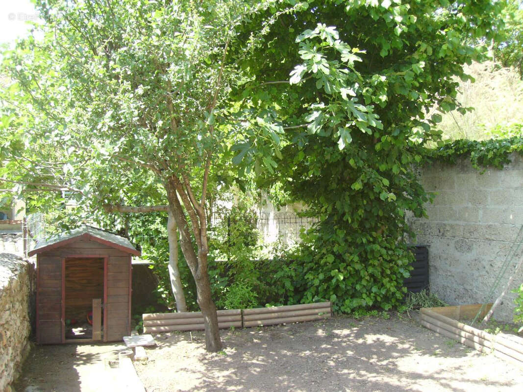 Maison à LIVRON-SUR-DROME