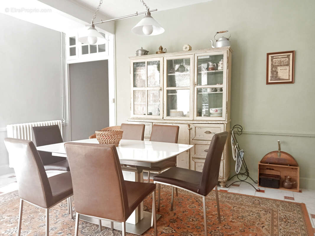 Maison à LIVRON-SUR-DROME