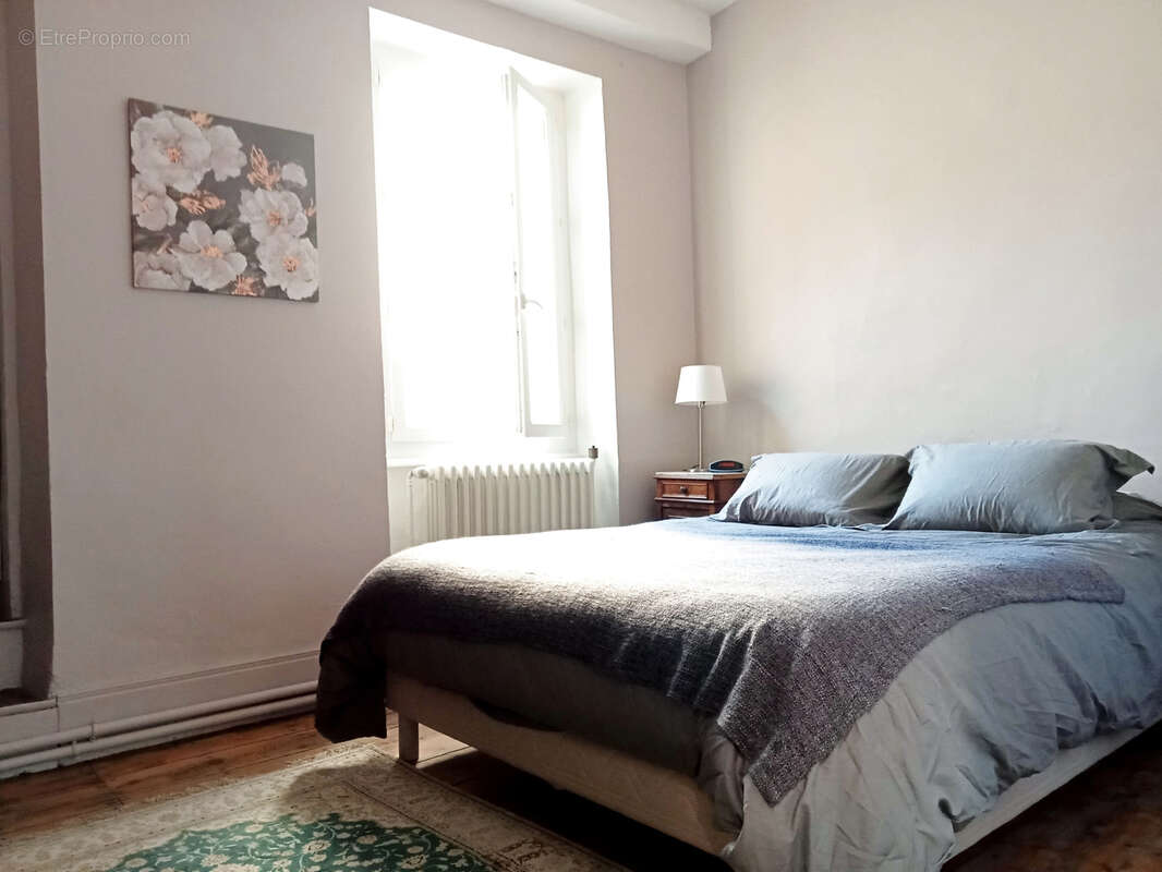 Maison à LIVRON-SUR-DROME