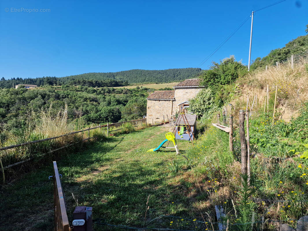 Maison à GILHAC-ET-BRUZAC