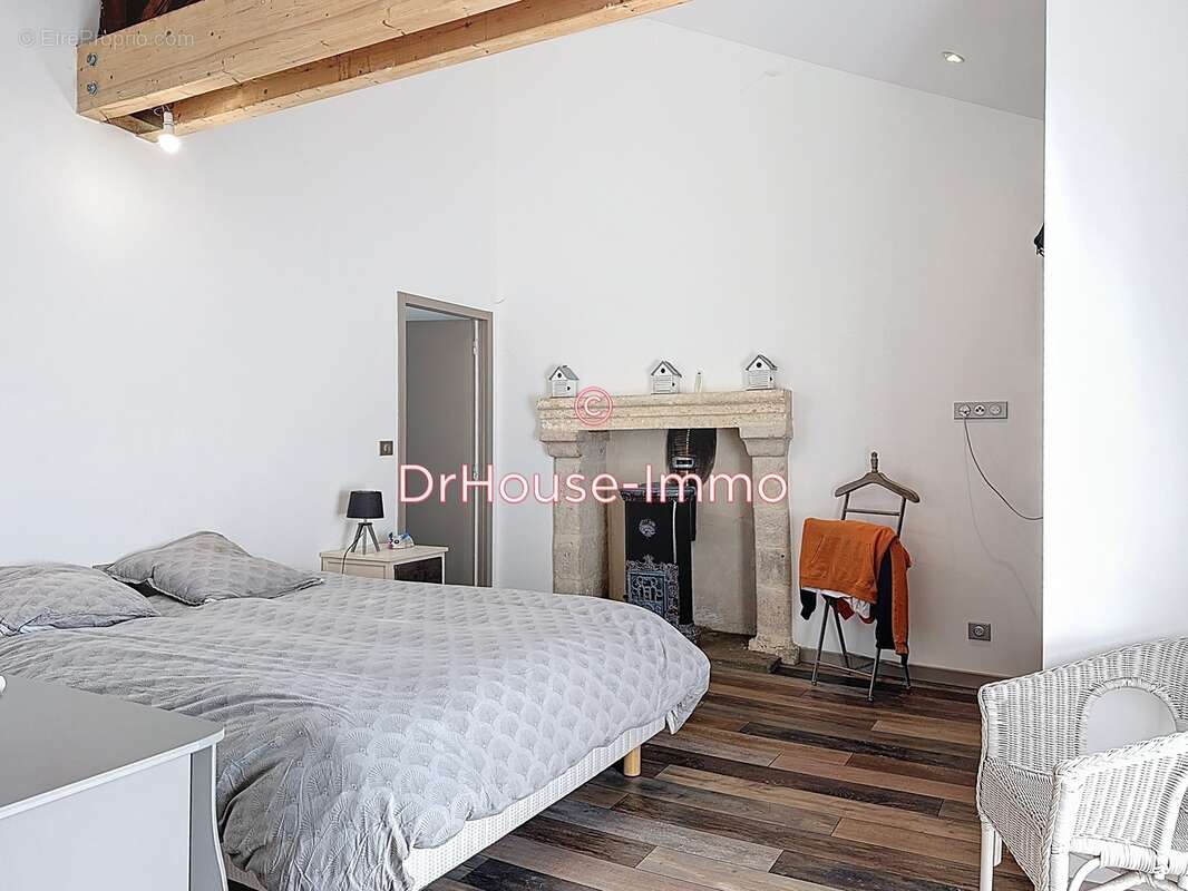 Maison à COULOUNIEIX-CHAMIERS