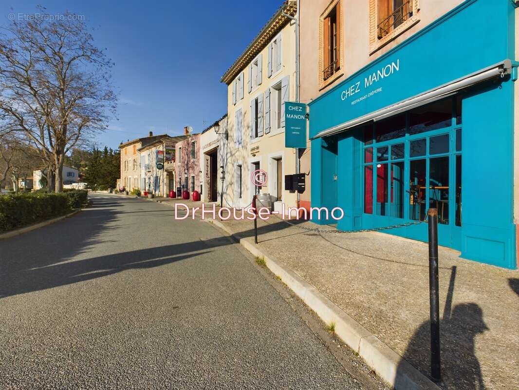 Appartement à LAGRASSE