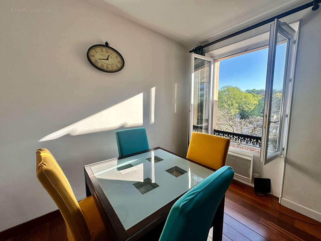 Appartement à PARIS-11E