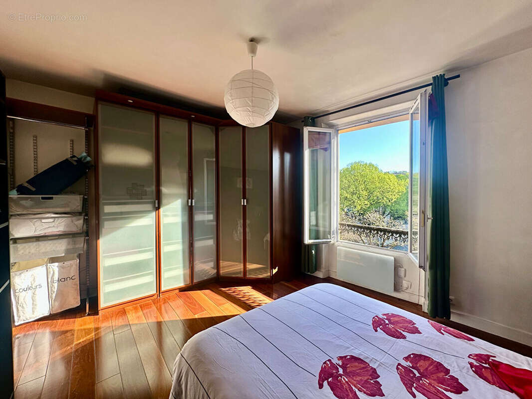 Appartement à PARIS-11E