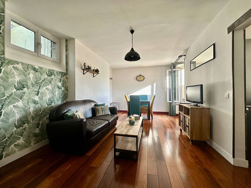 Appartement à PARIS-11E