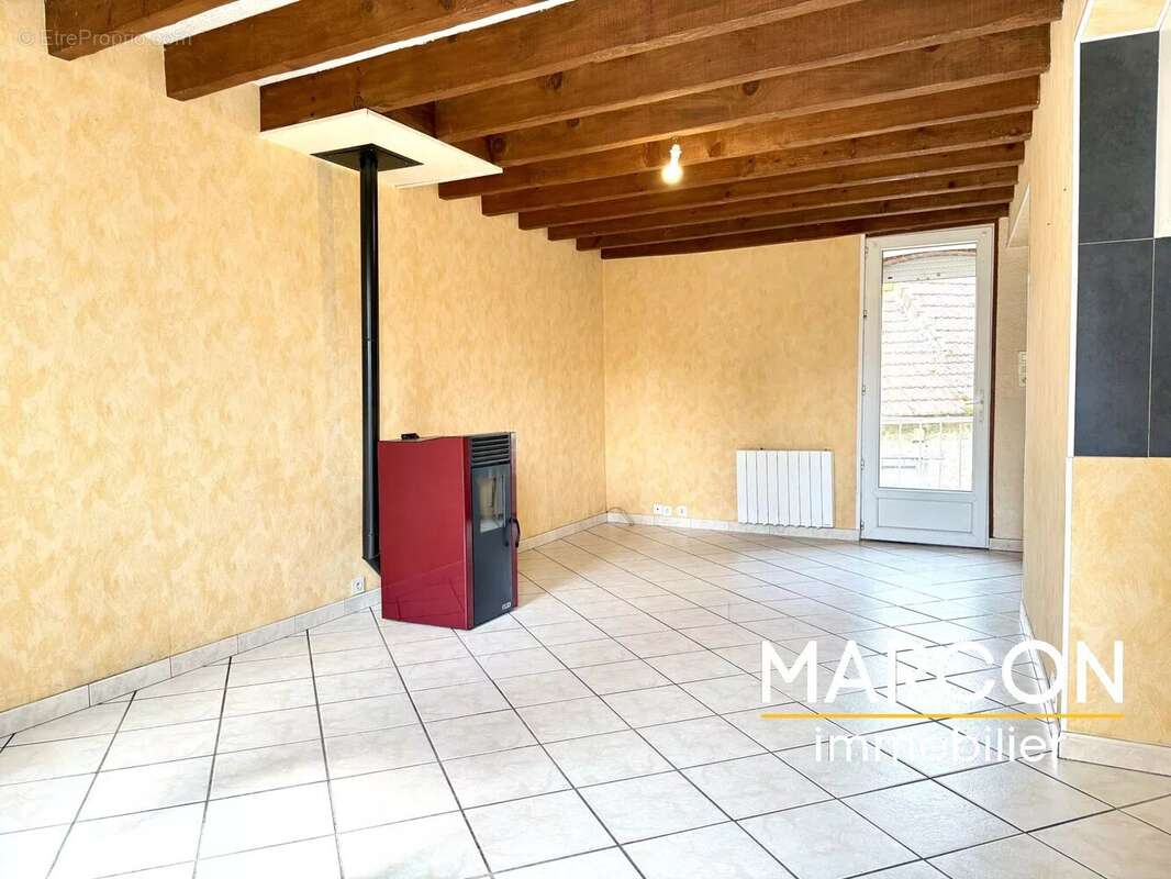 Maison à SAINT-VAURY