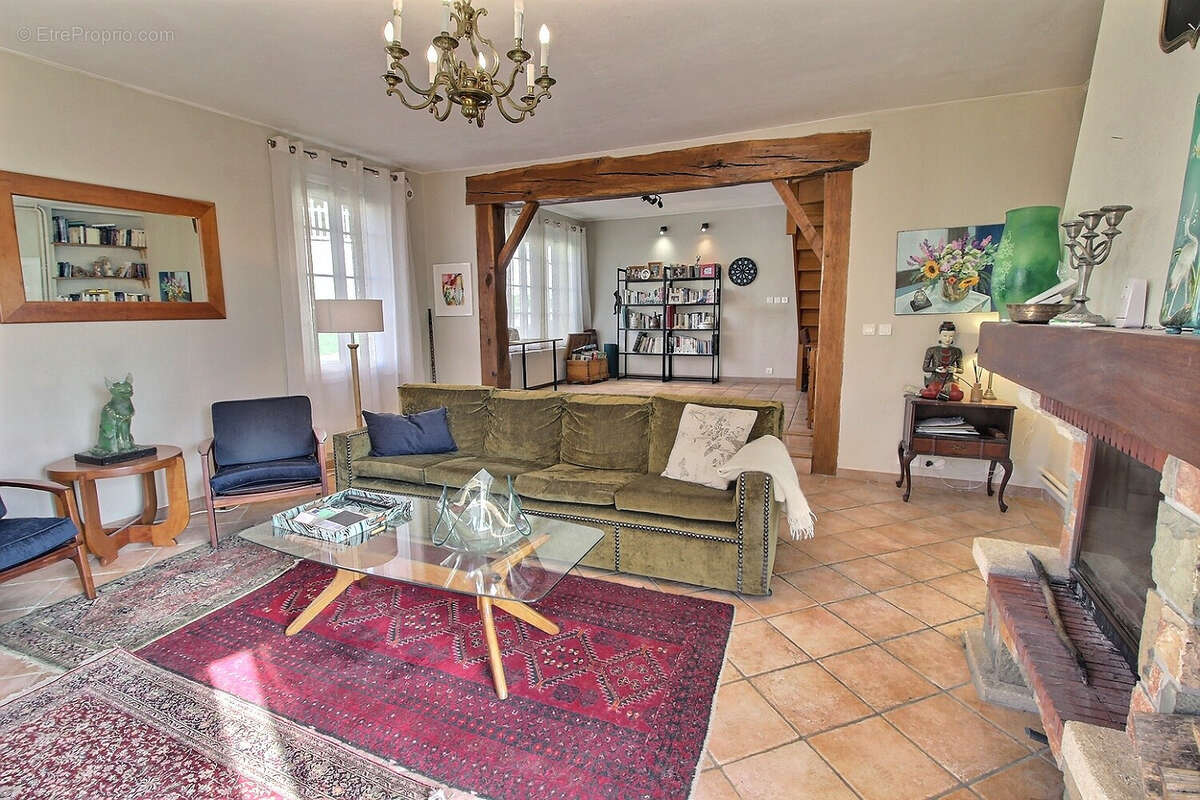 Maison à CHATEAUNEUF-EN-THYMERAIS