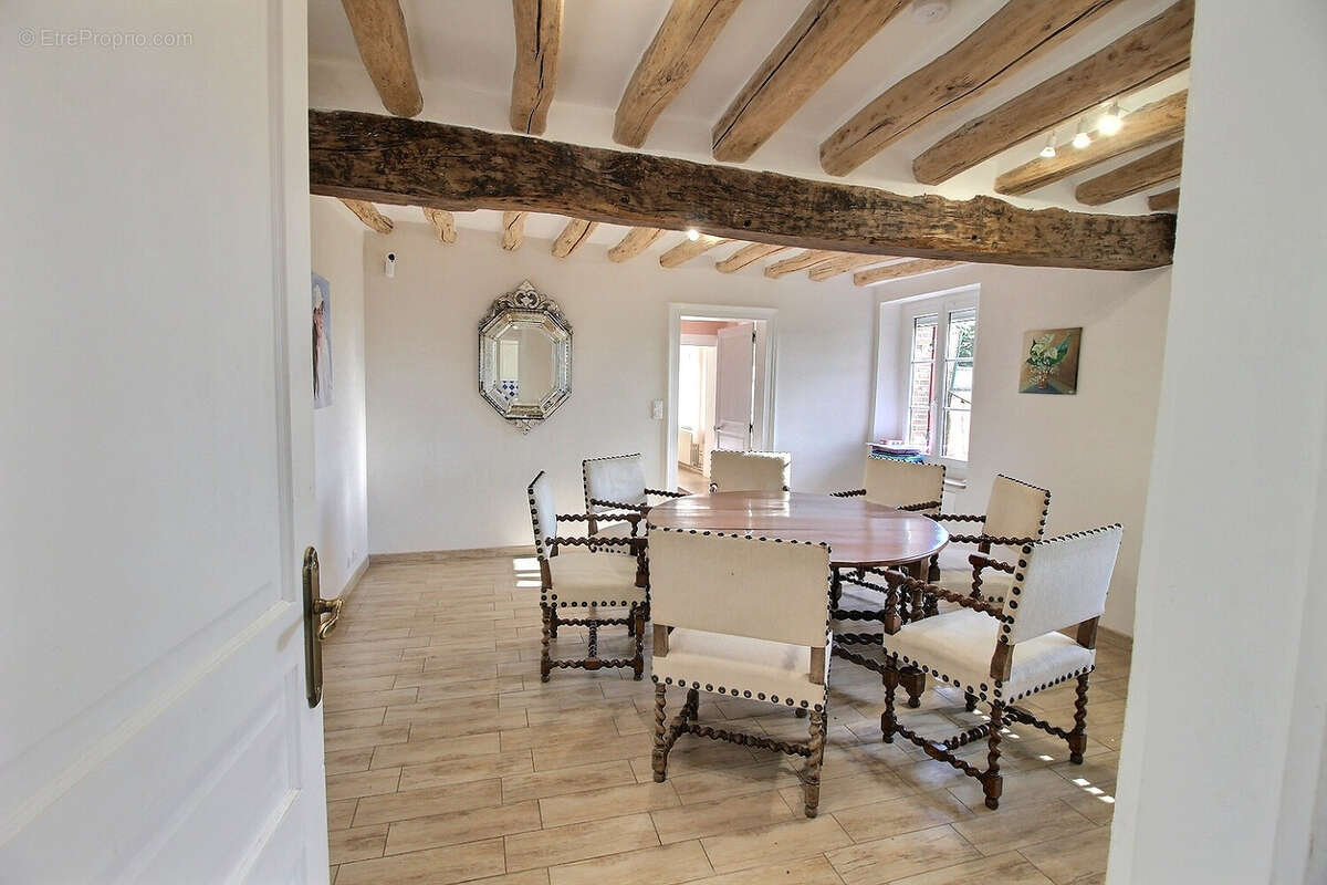 Maison à CHATEAUNEUF-EN-THYMERAIS