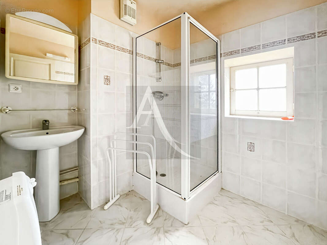 Maison à SAINT-MATRE