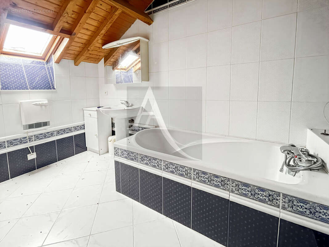 Maison à SAINT-MATRE