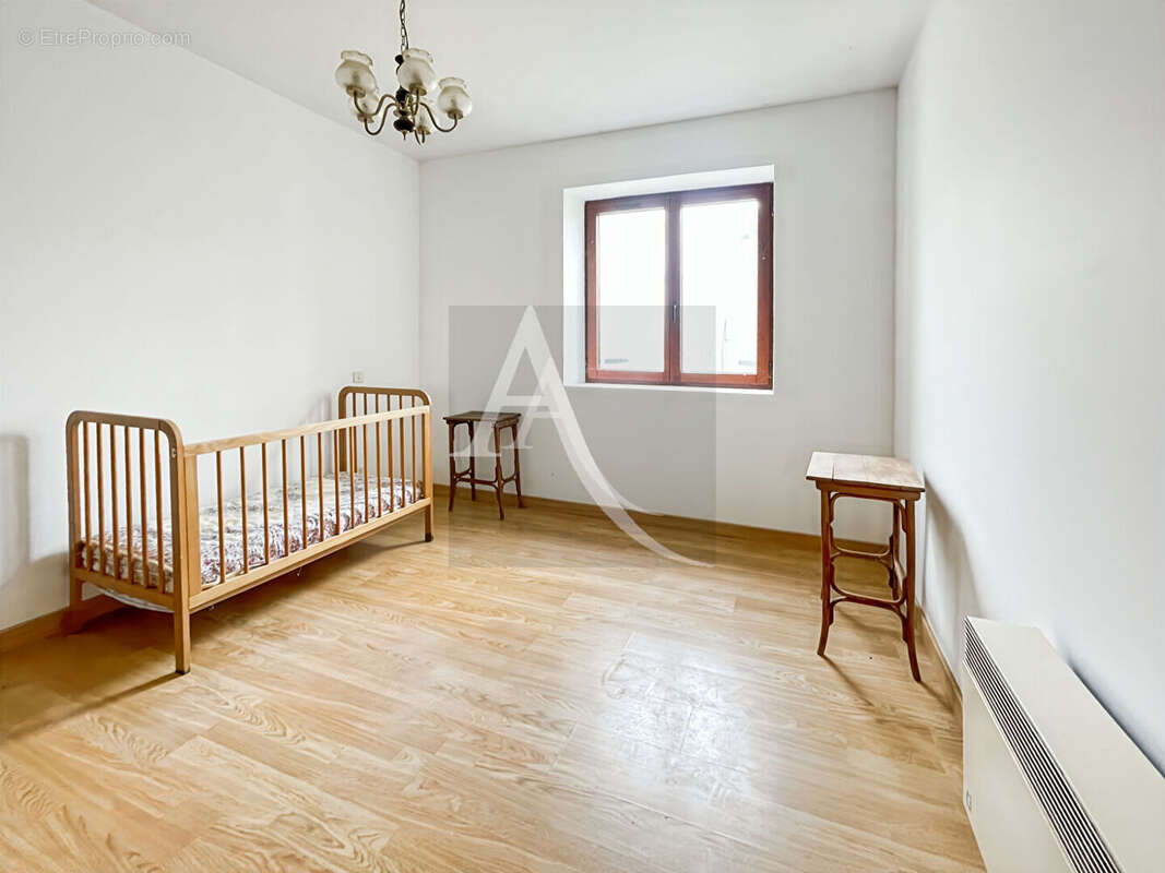 Maison à SAINT-MATRE