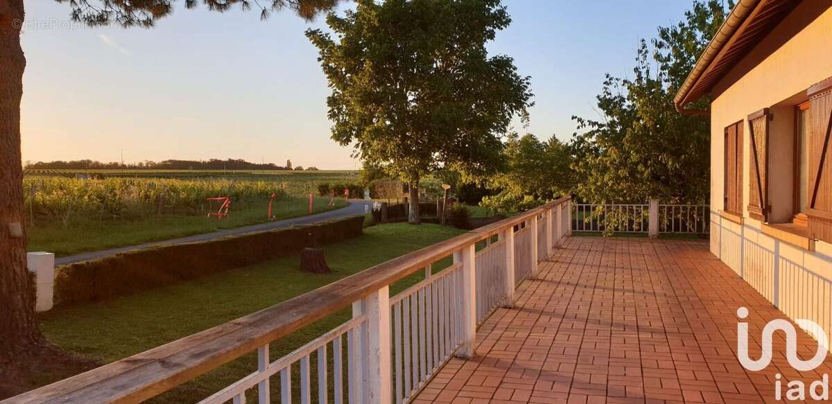 Photo 6 - Maison à PUISSEGUIN