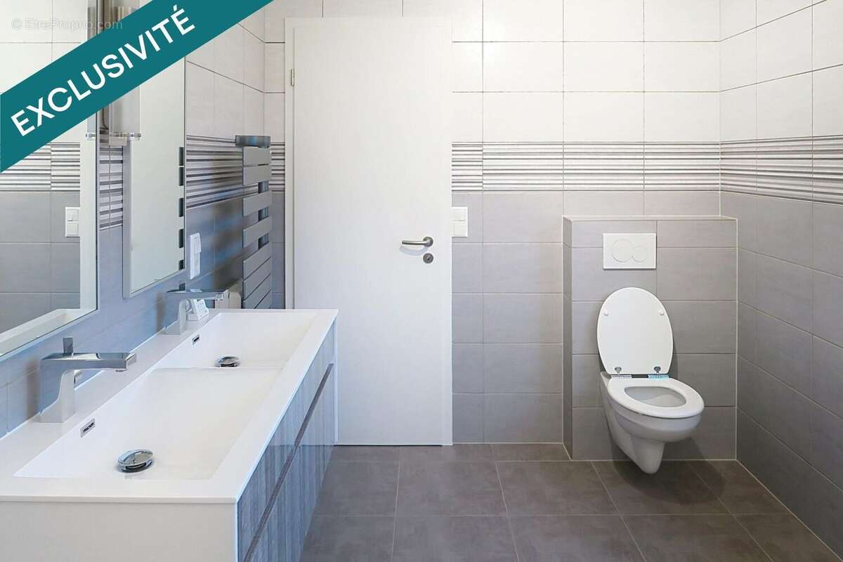 Photo 8 - Appartement à AUDUN-LE-TICHE