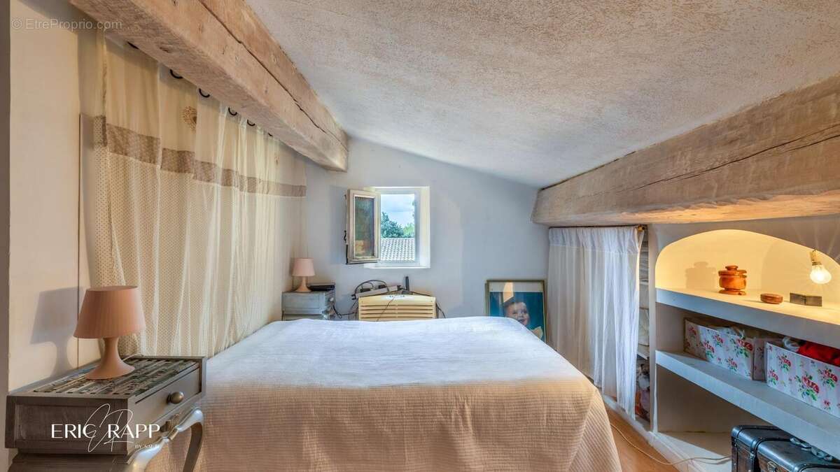 Photo 6 - Maison à ROQUEBRUNE-SUR-ARGENS