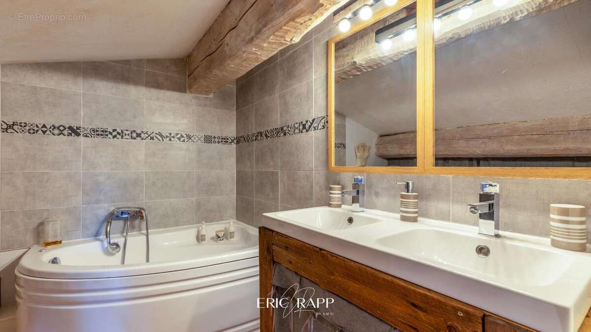 Photo 7 - Maison à ROQUEBRUNE-SUR-ARGENS