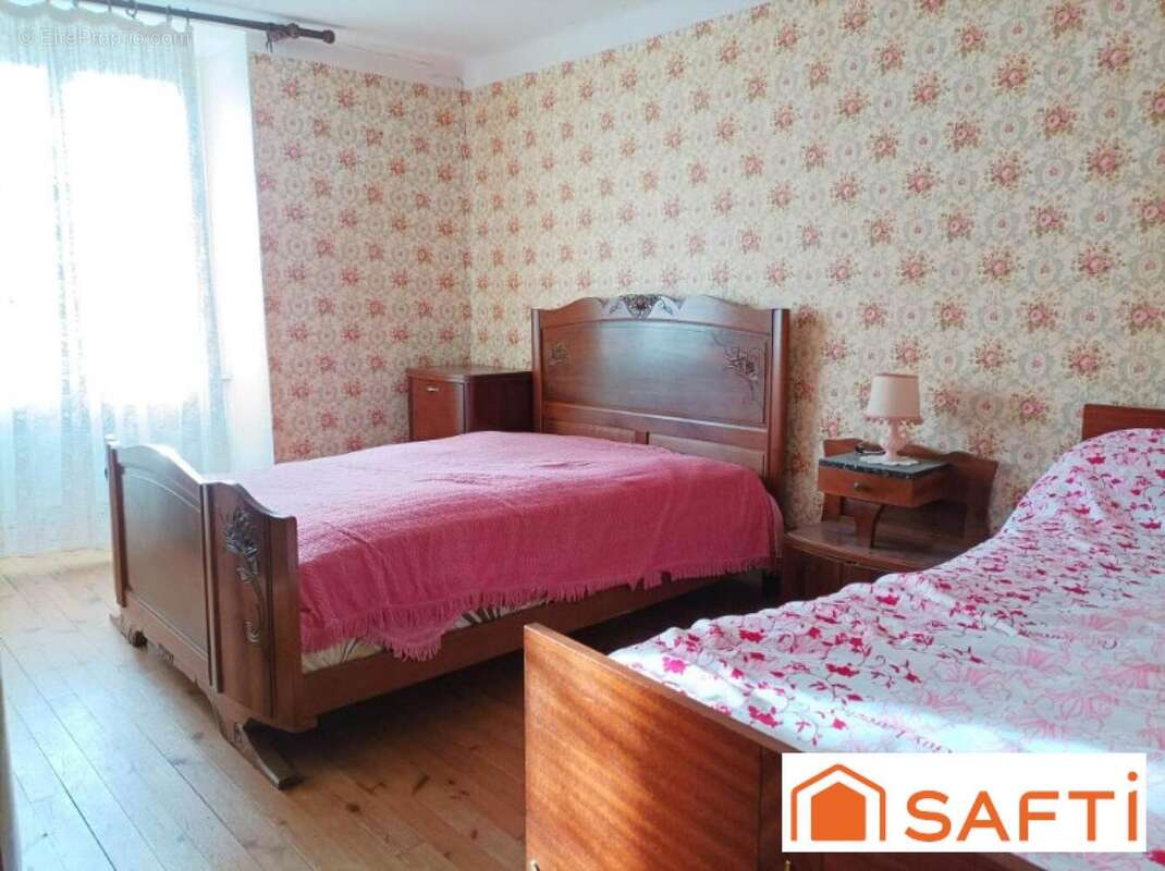 Photo 9 - Maison à RIGNAC