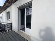 Appartement à PEYPIN