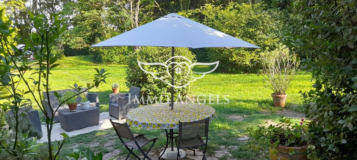 Maison à MORIERES-LES-AVIGNON