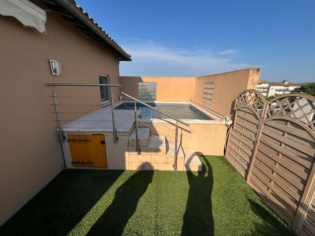 Appartement à BEAUCAIRE