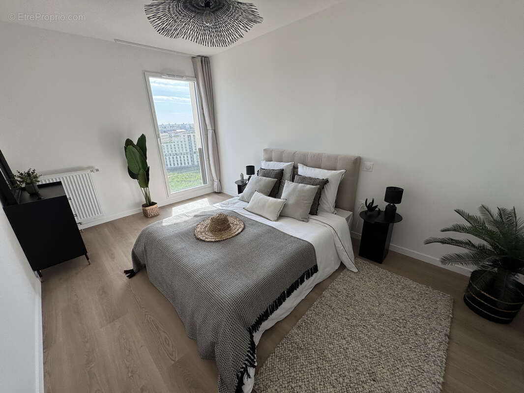 Appartement à BORDEAUX