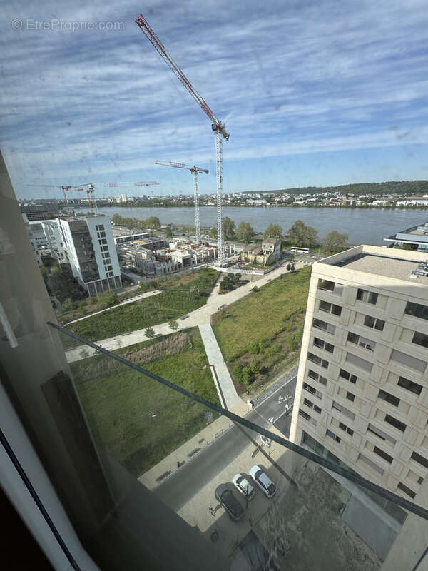 Appartement à BORDEAUX