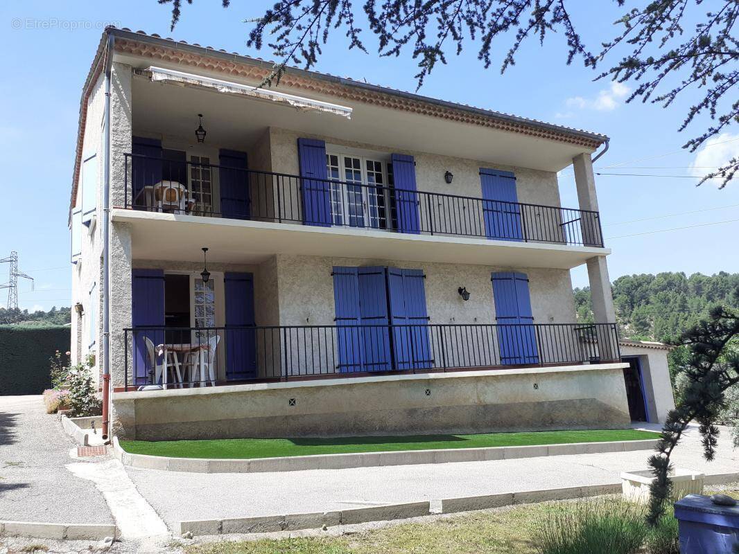 Maison à GREOUX-LES-BAINS