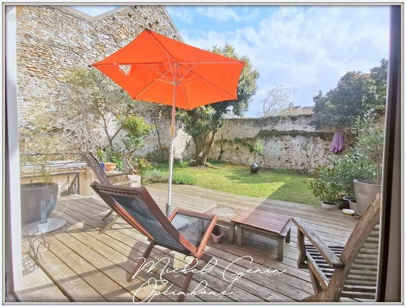 Maison à COURDIMANCHE