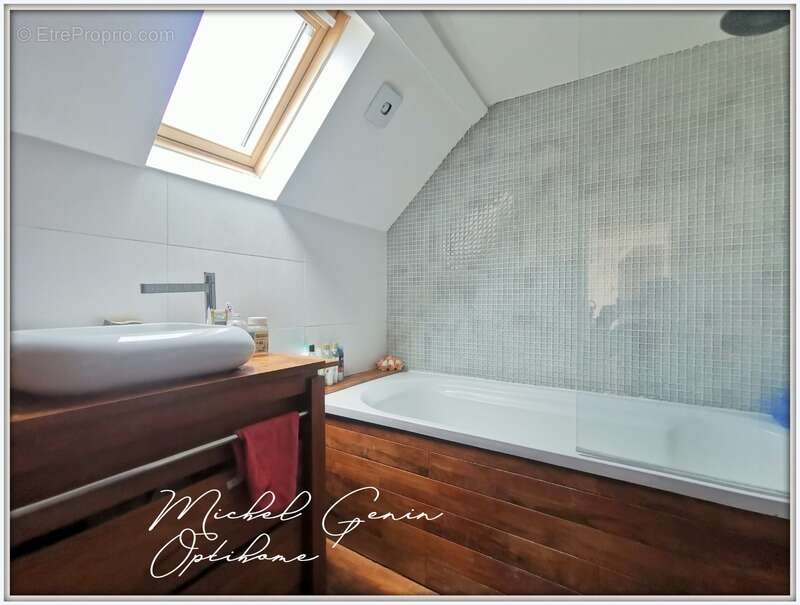 Maison à COURDIMANCHE