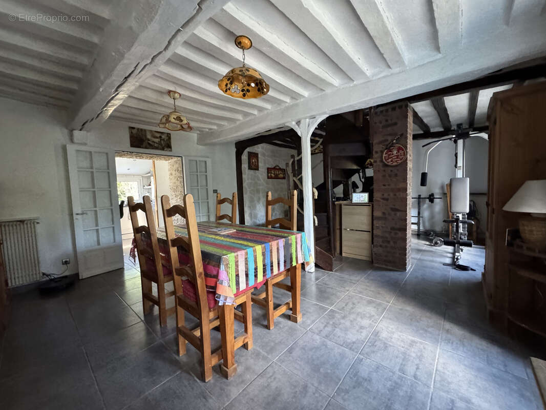 Maison à CREPY-EN-VALOIS