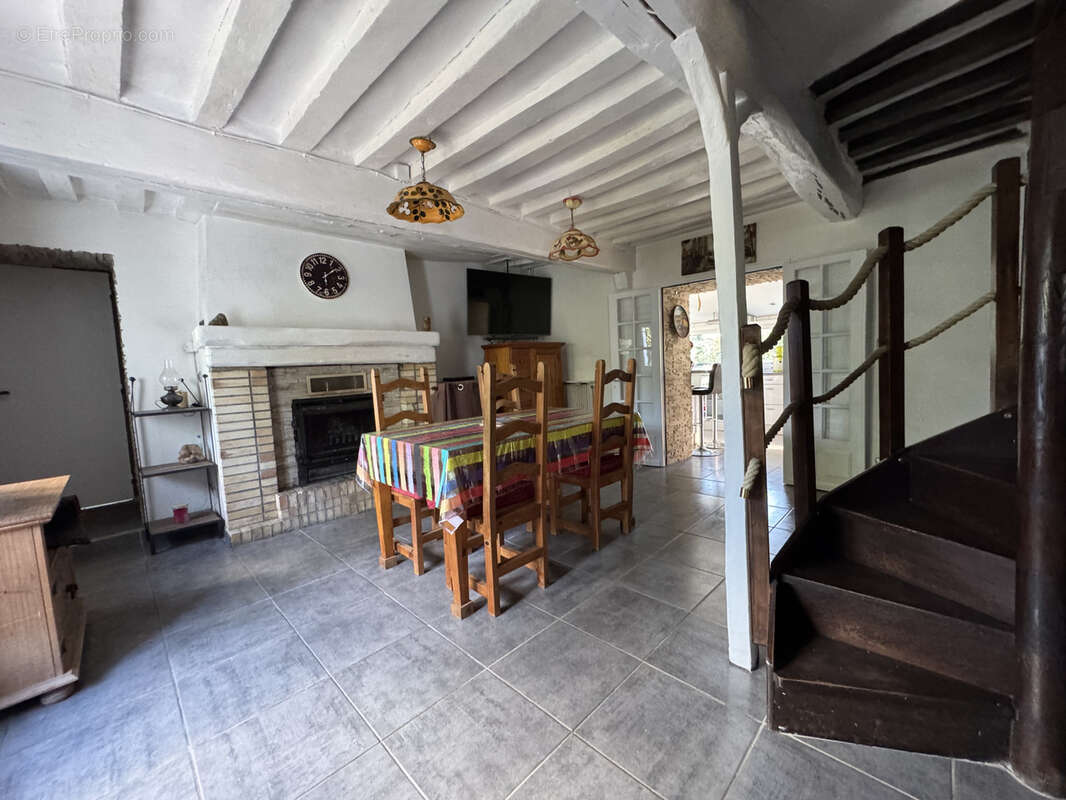 Maison à CREPY-EN-VALOIS