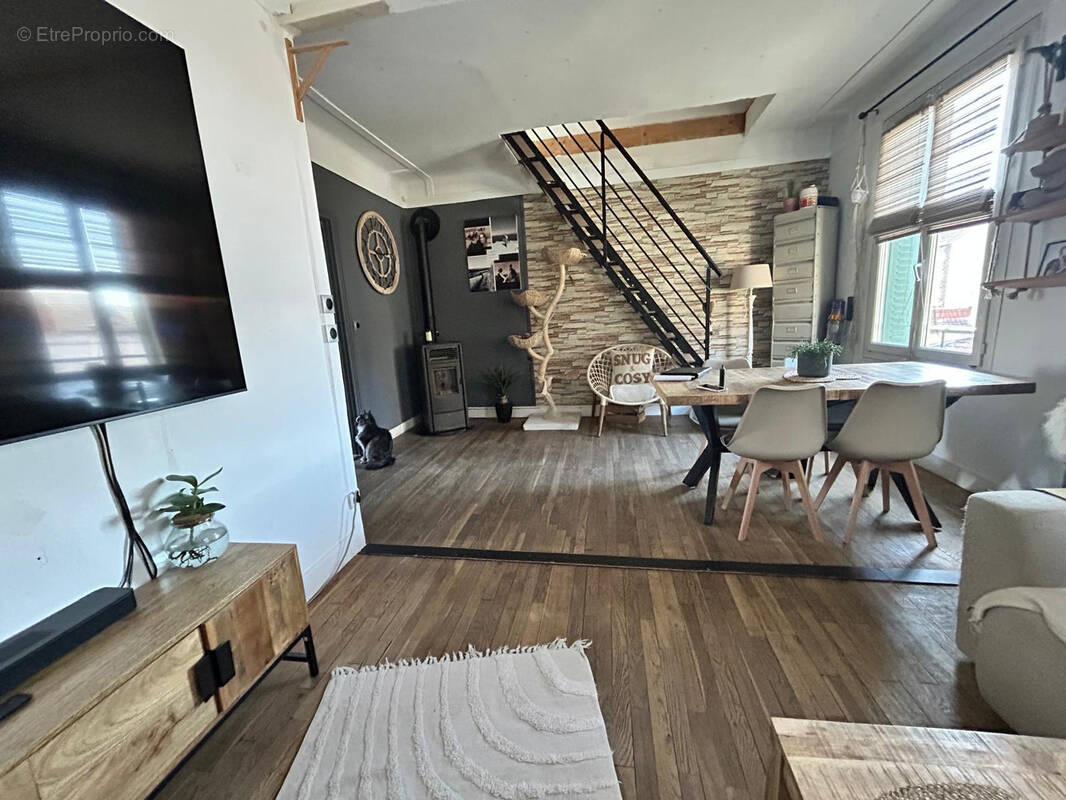 Appartement à BONNIERES-SUR-SEINE