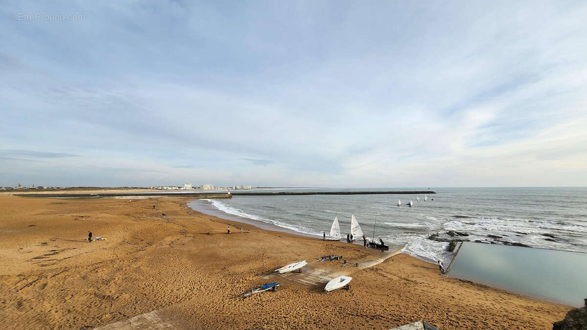 Terrain à SAINT-HILAIRE-DE-RIEZ