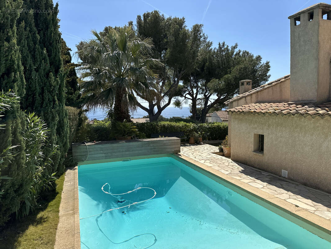 Maison à CARRY-LE-ROUET