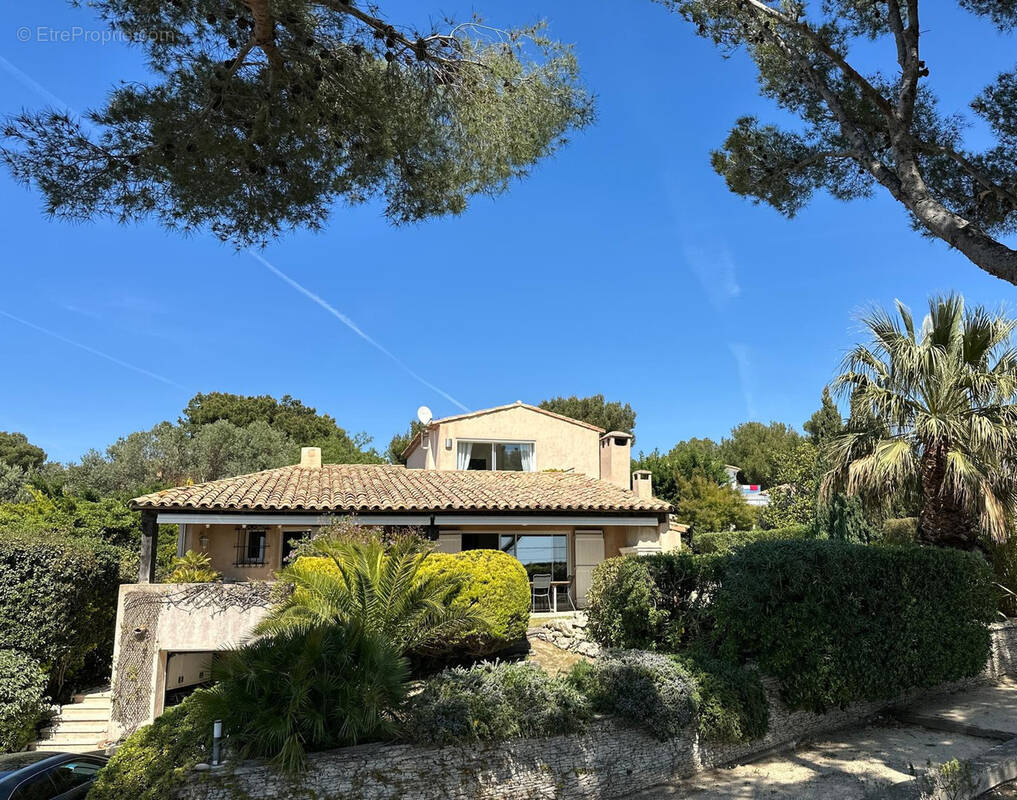 Maison à CARRY-LE-ROUET