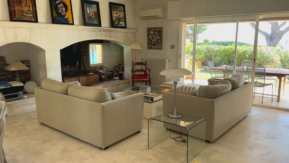 Maison à CARRY-LE-ROUET