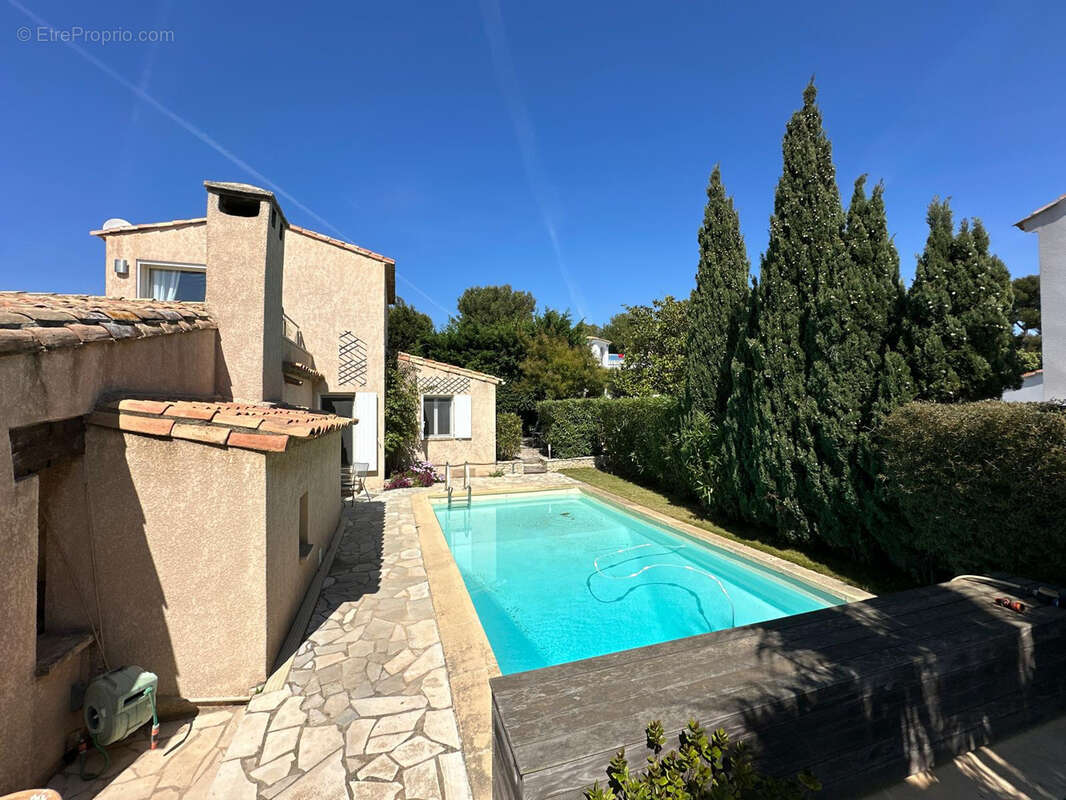 Maison à CARRY-LE-ROUET